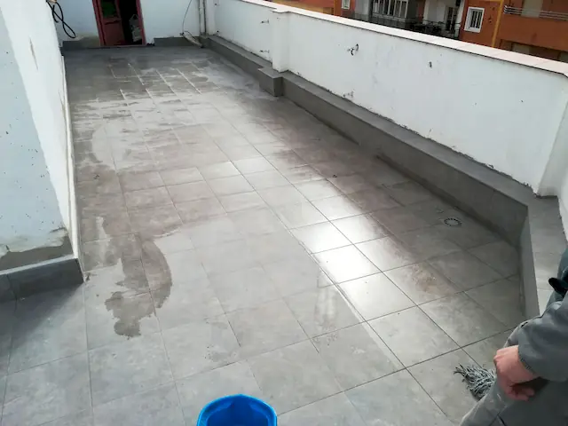 Sellado de juntas y tratamiento antihumedad